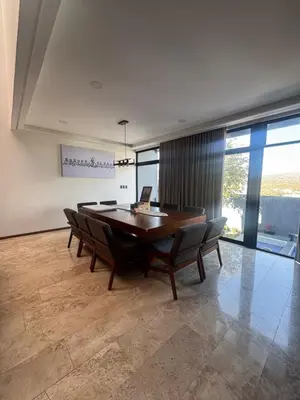 Zona de estar de Residencia con alberca