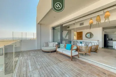 Zona de estar de Luxury 4 BR Condo - Amazing Bay View - Pool