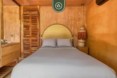 Cama o camas de una habitación en Stunning Two-bedroom Ocean View House - Mazul