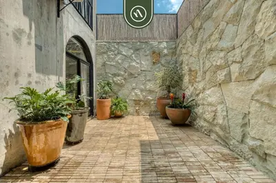 Plano de Luxury 2 BR Condo in Downtown - AC - Peaceful