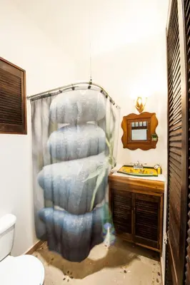 Un baño de Casa Marina