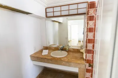 Un baño de Casa Cielito Lindo, Large Private Villa with Pool & Bay View