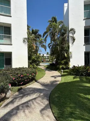 Jardín al aire libre en Acapulco Diamante Mayan Lakes 8 huéspedes 4 habitaciones y 4 baños