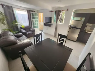 Una cocina o zona de cocina en Suite 2 blocks from Estadio Banorte