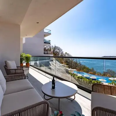 3100 - Paradise Cove 1A La Entrega