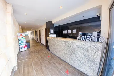 Certificado, premio, señal o documento que está expuesto en Hotel Villamar
