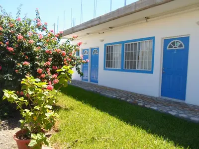 Jardín al aire libre en Hotel y Suites Del Paci­fico