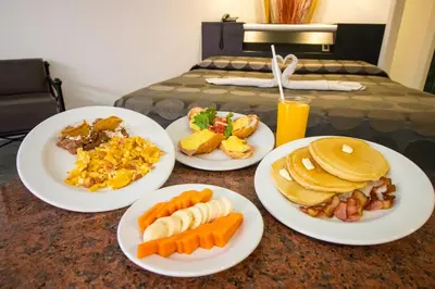 Comida en o cerca de este hotel