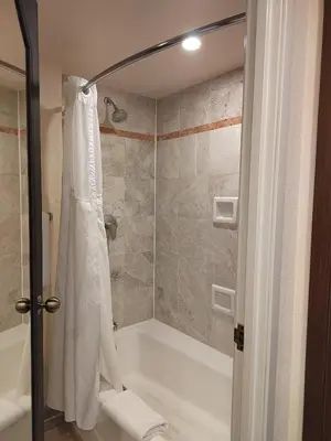 Un baño de Holiday Inn Puebla La Noria by IHG