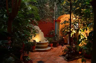 Jardín al aire libre en Hotel Casa Guivá