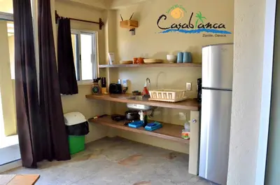Una cocina o zona de cocina en Casablanca Guest House - Adults Only - Starlink Internet!
