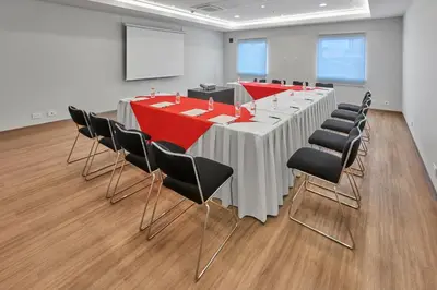 Zona business o sala de conferencias en City Express Junior by Marriott Puebla Angelopolis