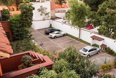 El barrio de los alrededores o un barrio cerca de este apartahotel