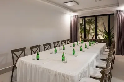 Zona business o sala de conferencias en Real 1900