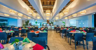 Un restaurante o sitio para comer en Park Royal Beach Huatulco - All Inclusive