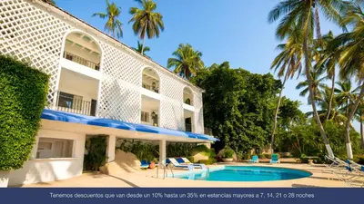 Piscina en o cerca de Exclusiva Villa frente al Mar en Playa Pichilingue, Acapulco