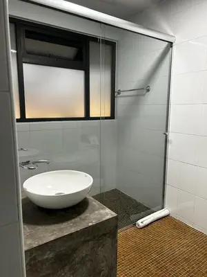 Un baño de Hotel MH