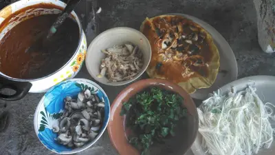 Comida en o cerca de este hotel