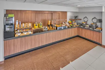 Una cocina o zona de cocina en City Express by Marriott Puebla Angelopolis
