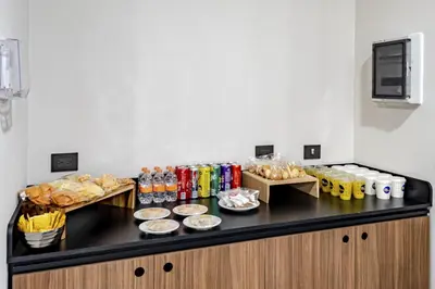 Comida en o cerca de este hotel