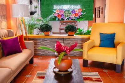Zona de estar de Hotel del Carmen, en el Centro- DESAYUNO Incluido !