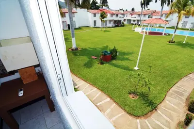 Piscina en o cerca de HominngBird Acapulco