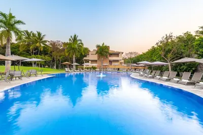 Piscina en o cerca de Fiesta Americana Hacienda San Antonio El Puente Resort & Spa