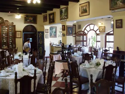 Un restaurante o sitio para comer en Posada Coatepec