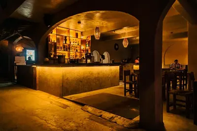 El salón o zona de bar de Baxar