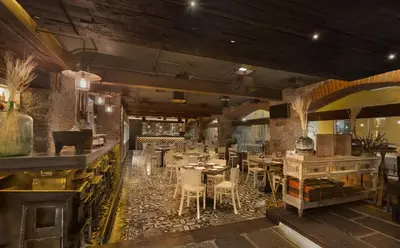 Un restaurante o sitio para comer en Gamma Puebla Señorial Centro