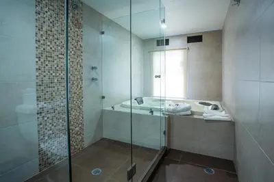 Un baño de Hotel Puente Real