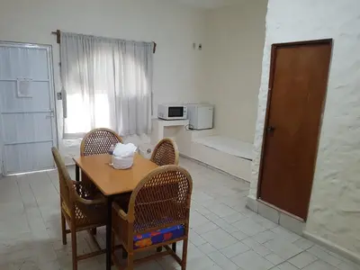 Una cocina o zona de cocina en Hotel Playa de Oro - Enfrente de WTC y Plazas Comerciales