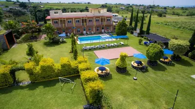 Piscina en o cerca de Hotel y Cabañas Quinta Los Cipreses