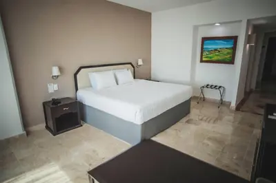 Cama o camas de una habitación en Days Inn by Wyndham Tuxtepec