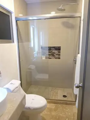 Un baño de Hotel Parador del Rey