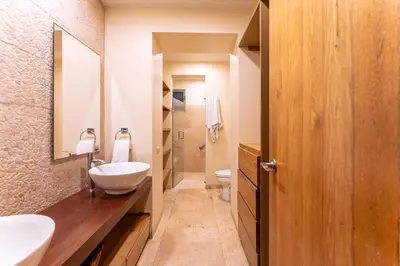 Un baño de 2029 - Villa Zaa