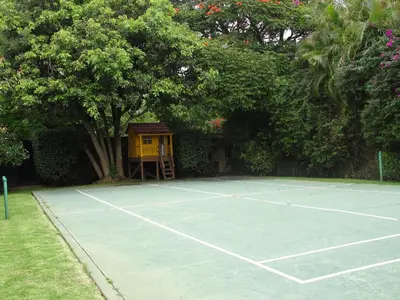 Instalaciones para jugar a tenis o squash en Las Casitas Tepoztlán o alrededores