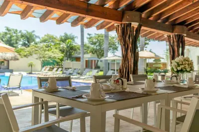 Un patio o zona al aire libre en Alilo by Muuk