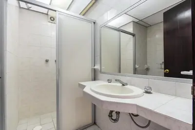 Un baño de OYO Hotel Casa Blanca
