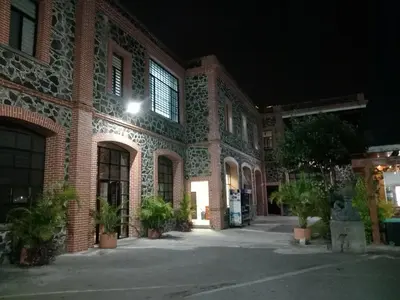 Edificio en el que se encuentra el hotel