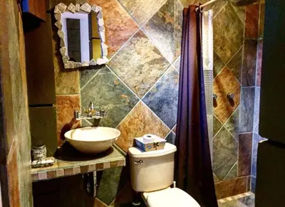 Un baño de Beachfrontguesthouse