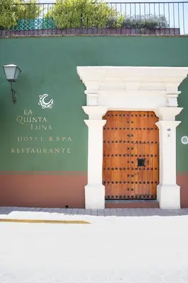 Fachada o entrada de Quinta Luna