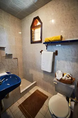 Un baño de Hotel Gilda