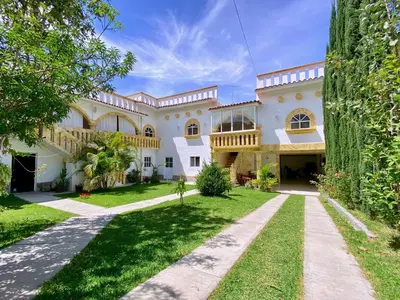 Jardín al aire libre en Casa Elim-Oaxaca