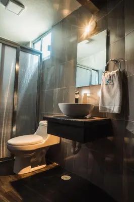 Un baño de HOTEL CAREYES