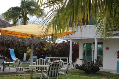 Jardín al aire libre en Hotel Villas del Rey