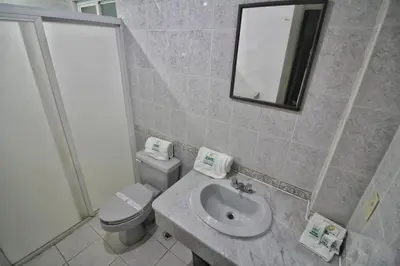 Un baño de EMS Hoteles Boca del Río