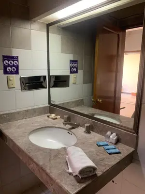 Un baño de HOTEL TRUEBA