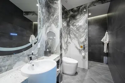 Un baño de L Hotel Perla Boutique