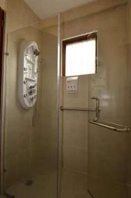 Un baño de Suites La Concordia